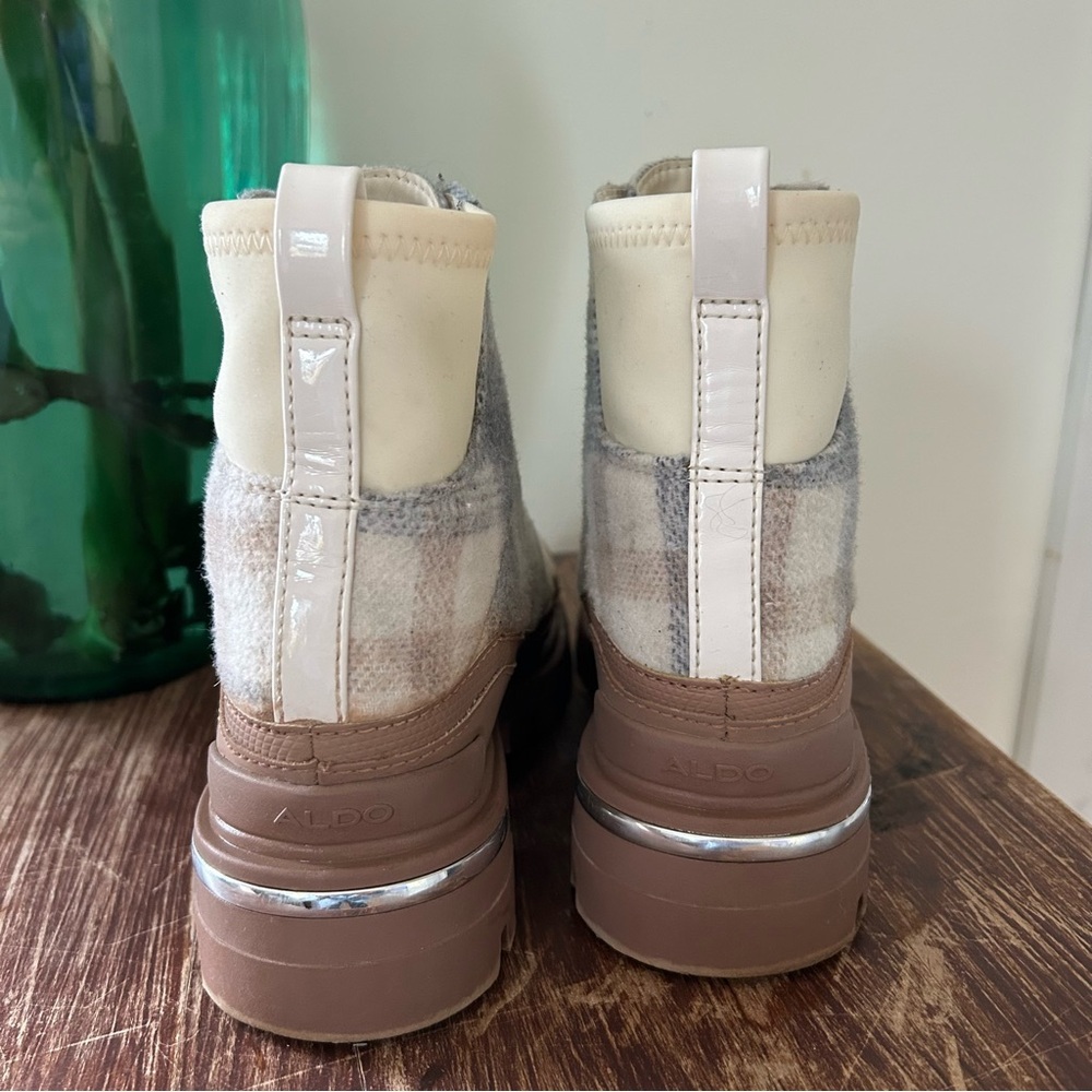 Aldo Plaid Zip-Up Ankle Boots size 7 - Picture 4 of 9